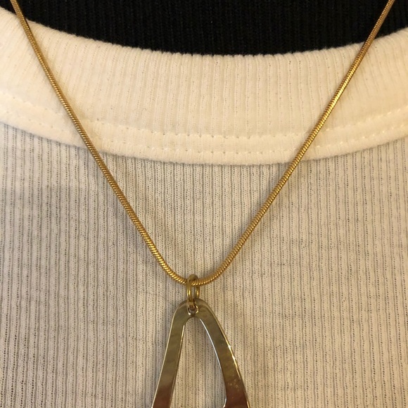 Gold Pendent Necklace - Picture 6 of 7